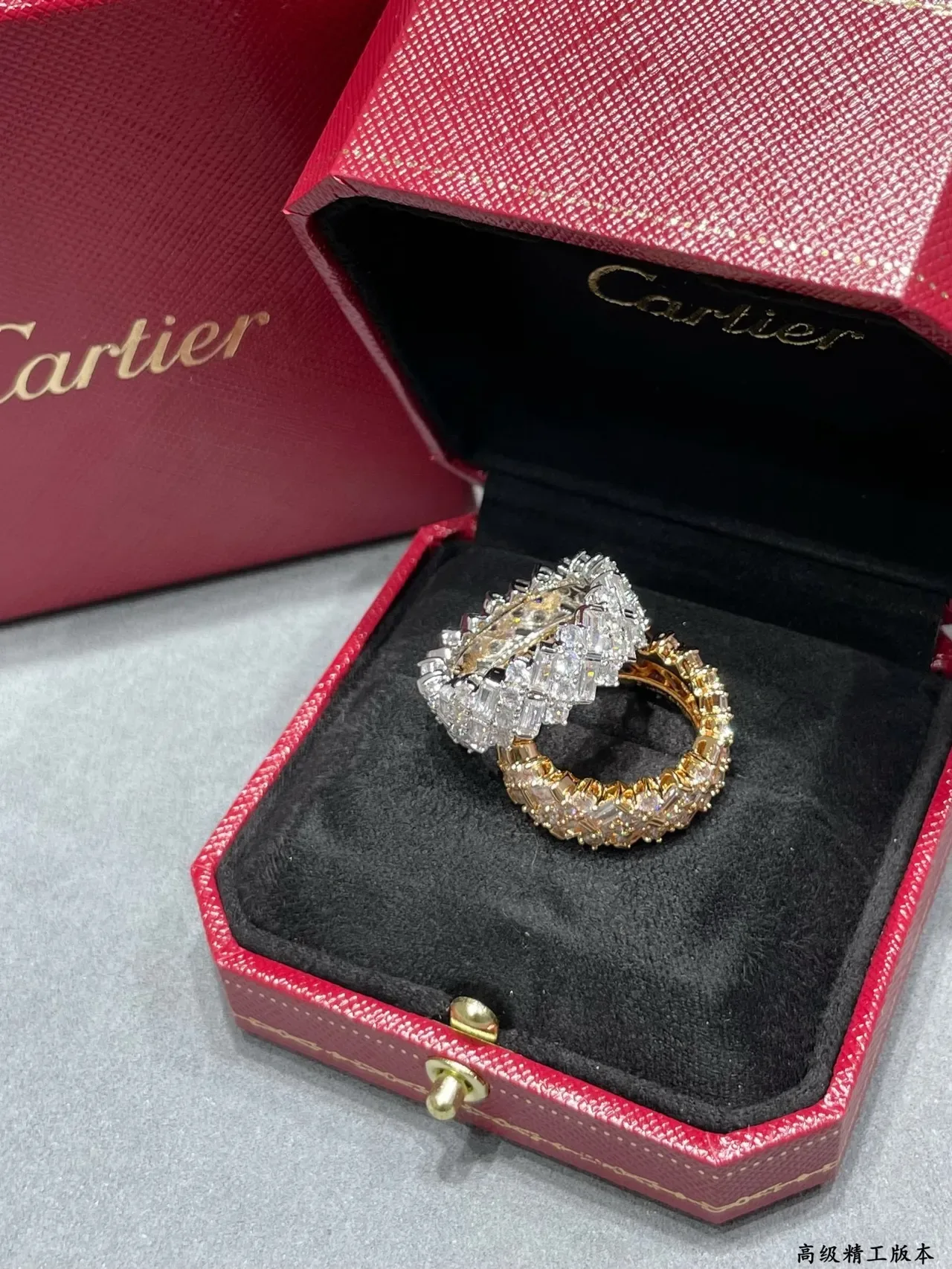 Tiffany & Co. T Bague à diamants en zigzag avec coupe baguette 6