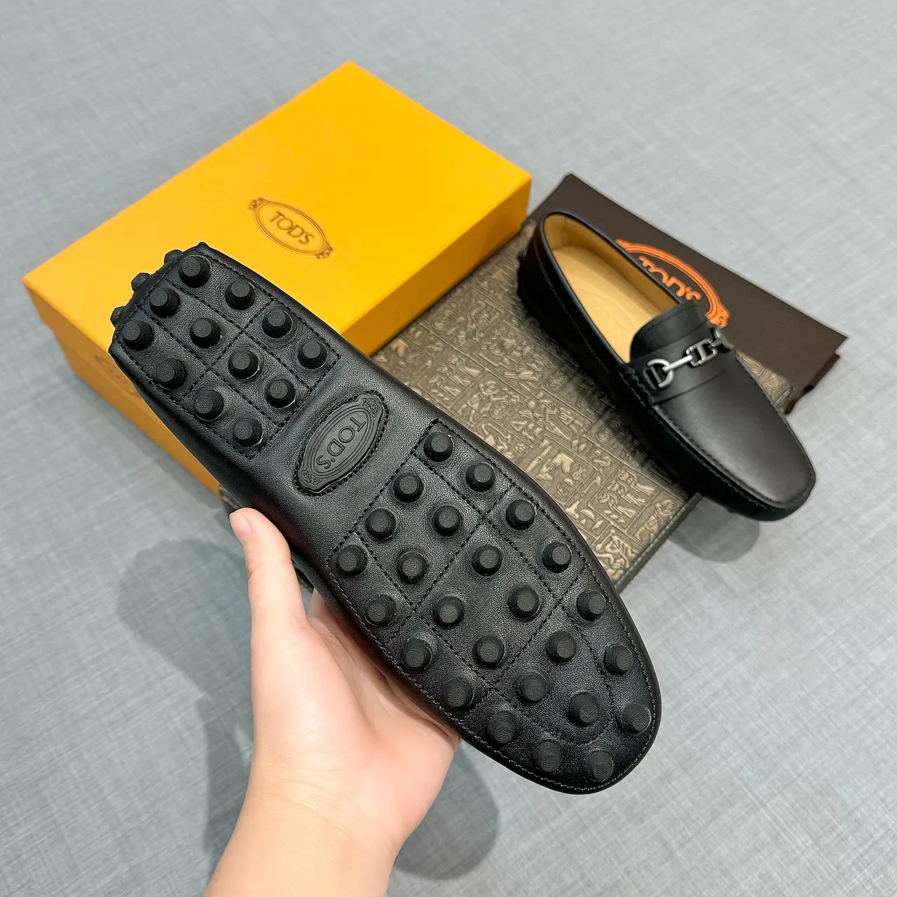 Tod's Horsebit Loafer काला चमड़े का लोफर 5