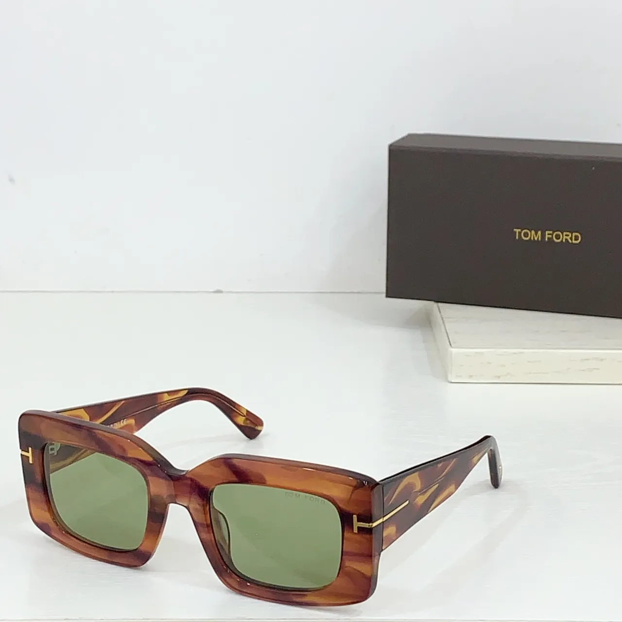 Tom Ford Tina óculos de sol oversized retangulares pretos foscos 5