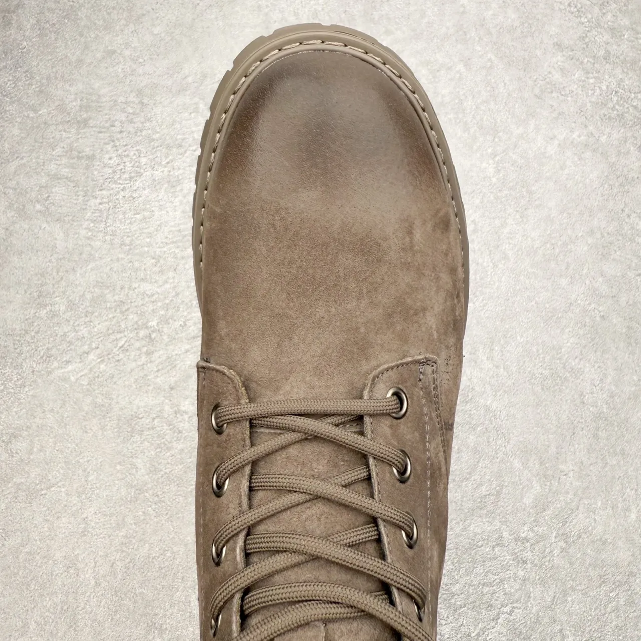 UGG Beige Black Suede Upper Leather Heel Counter Work Boots 9