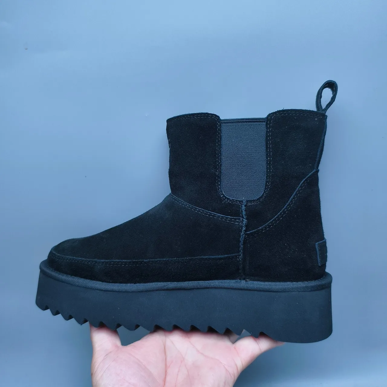 UGG Black Suede Upper Elastic Side Gussets Chelsea Boots 7