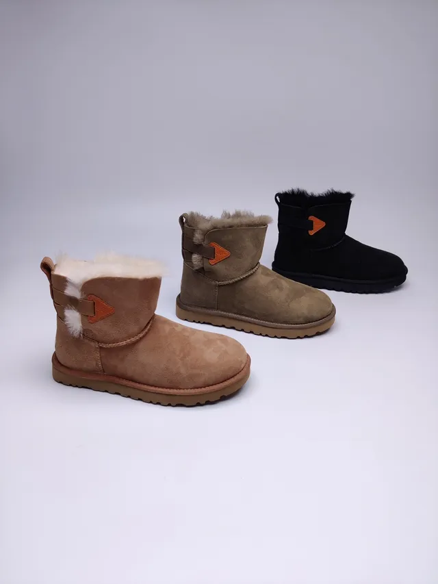 UGG Classic Mini 栗色棕麂皮羊毛里雪靴 5