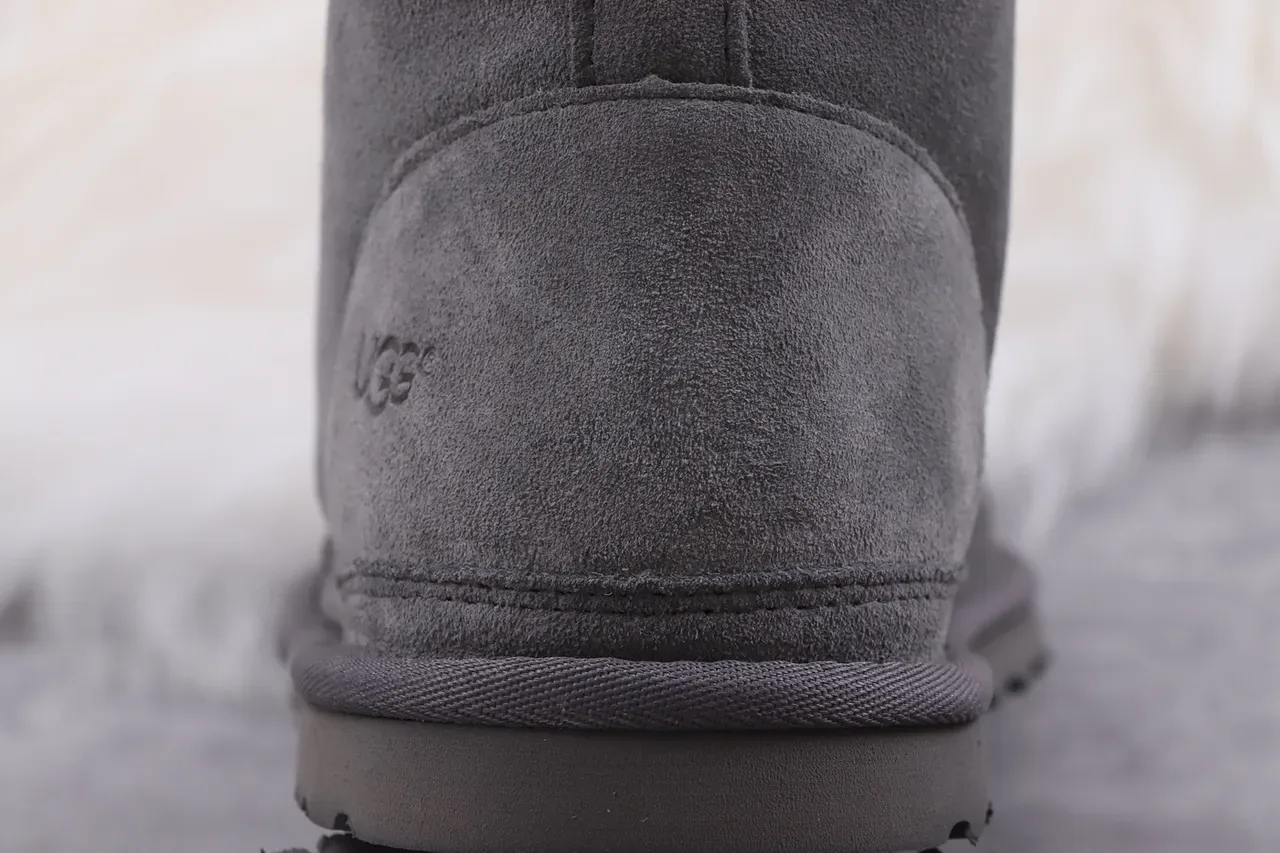 UGG Gray Suede Upper Lace-Up Front Snow Boots 6