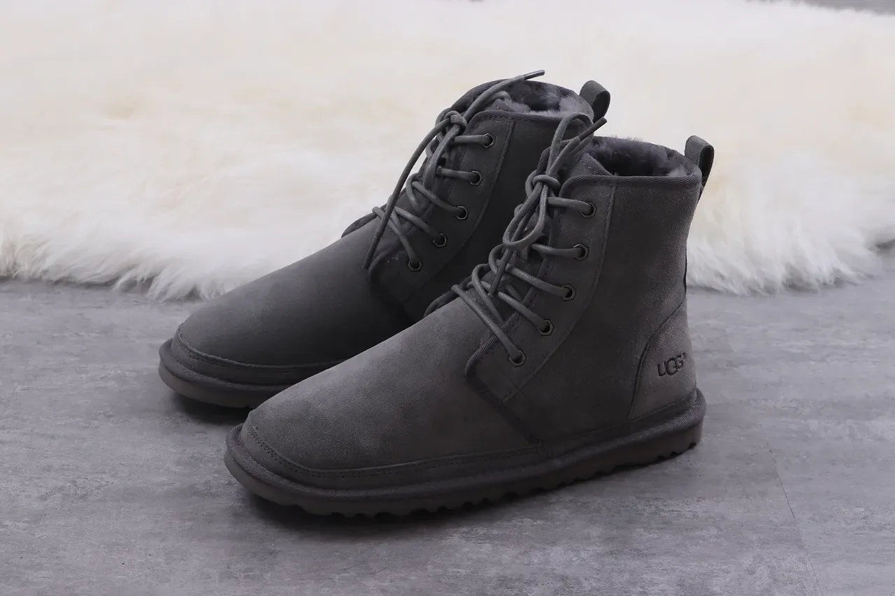 UGG Gray Suede Upper Lace-Up Front Snow Boots 9