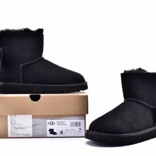 UGG Mini Bailey Bow II 黑色雪靴