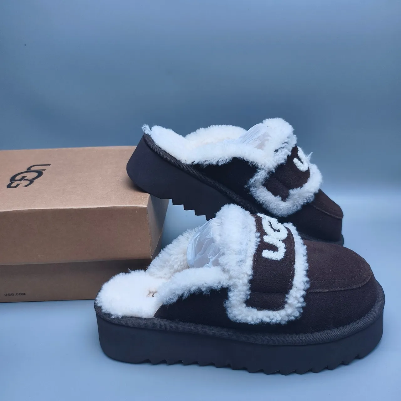 UGG Tasman Brown White Platform Sole Shearling-Lined Casual Shoes 6