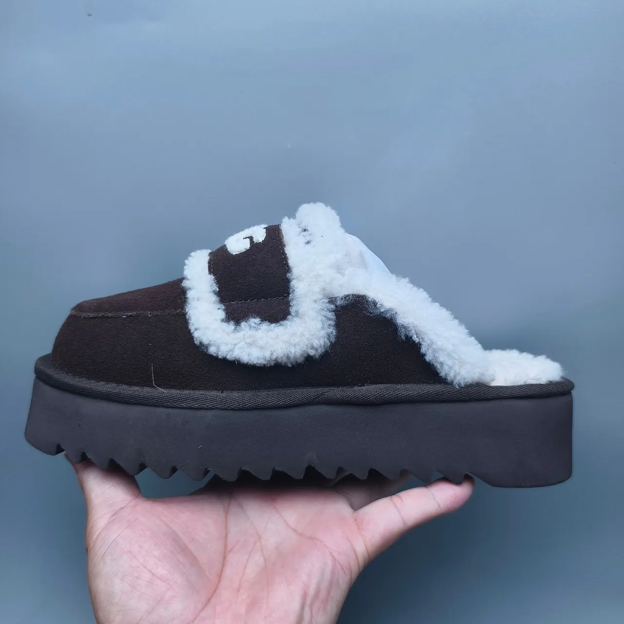 UGG Tasman Brown White Platform Sole Shearling-Lined Casual Shoes 7