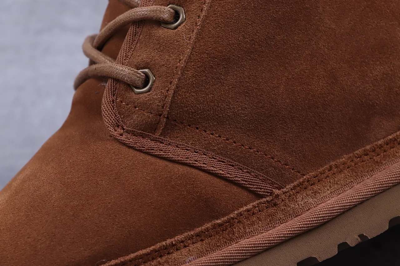 UGG Tasman Bottes de cheville en daim châtain fourrées en mouton à lacets 7