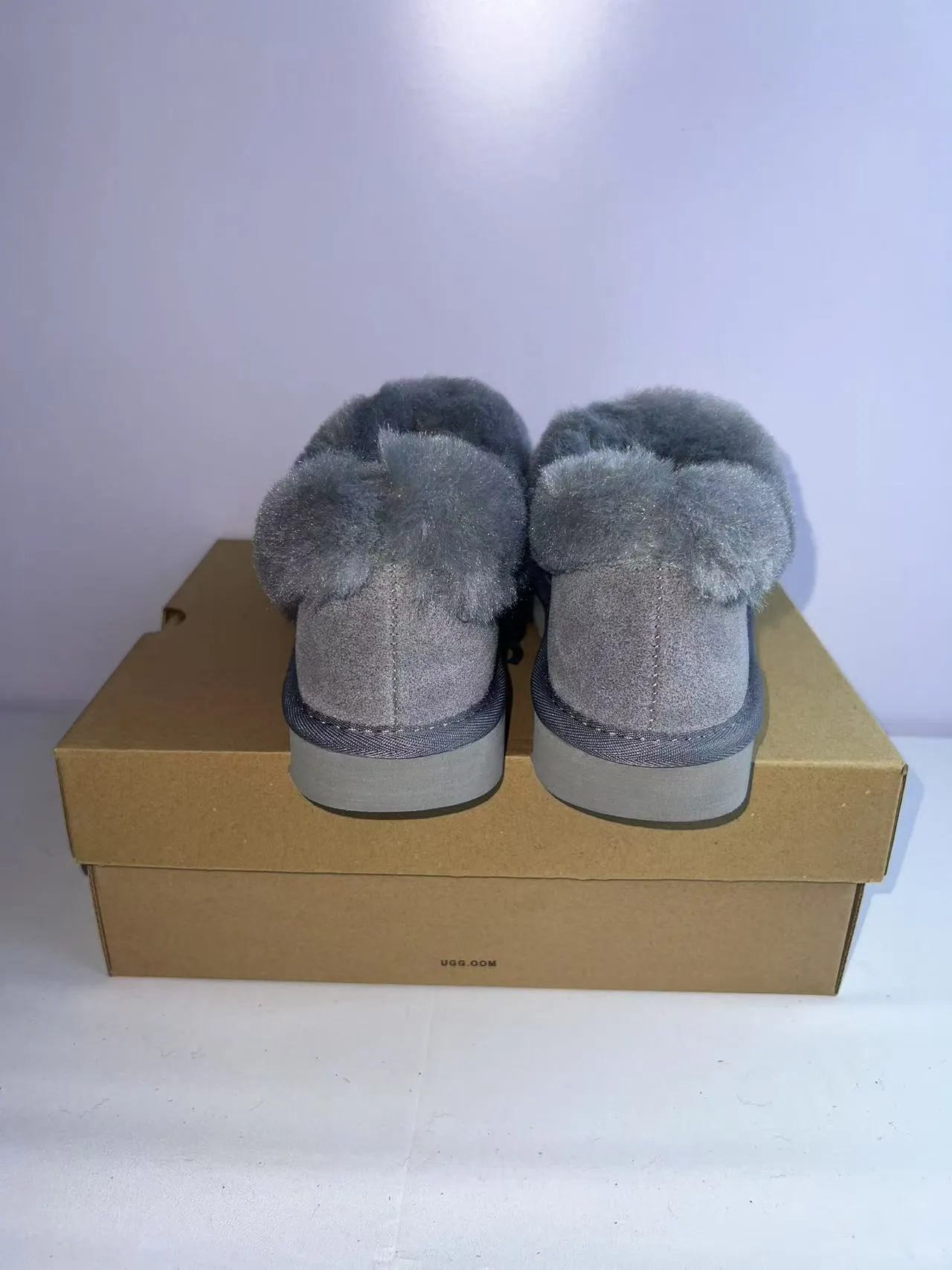 UGG Tasman Gris Beige Cuero de ante Superior Forro de Cordero Collar Zapatos Casuales 5
