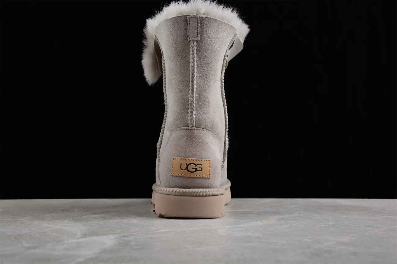 UGG Tasman 浅灰麂皮羊毛内里系带雪靴 4