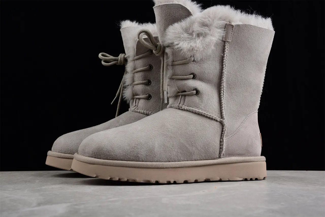 UGG Tasman 浅灰麂皮羊毛内里系带雪靴 8