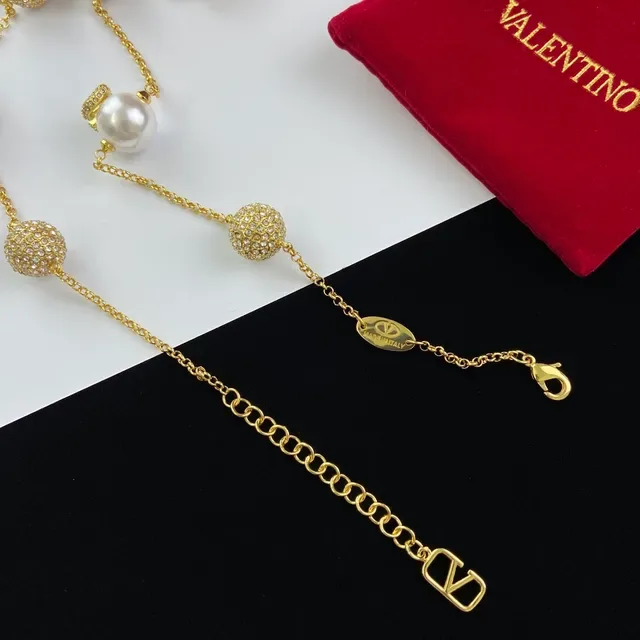 Valentino গোল্ড-টোন মুক্তা এবং প্যাভে স্ফিয়ার নেকলেস 2
