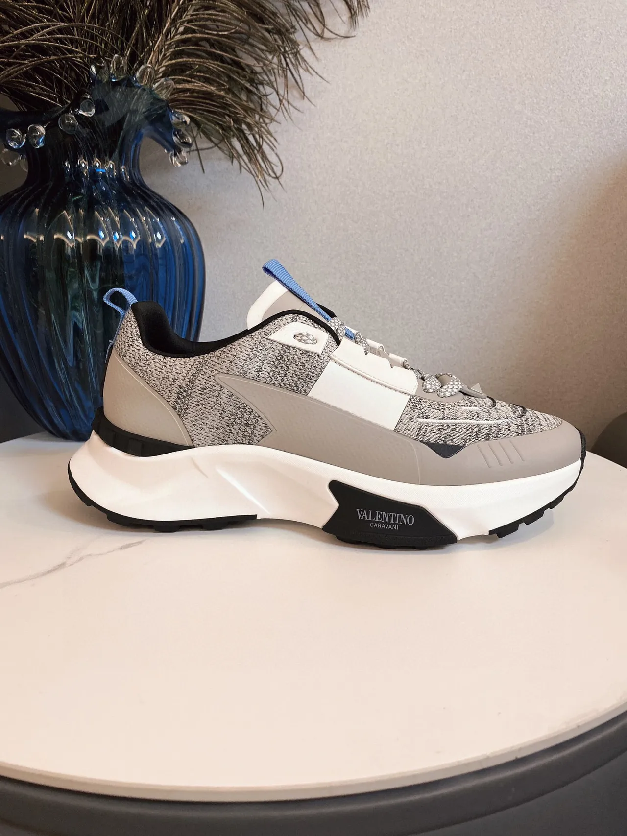 Valentino Gris Blanc Upper en maille Midsole sculpté Sneakers Chunky 4