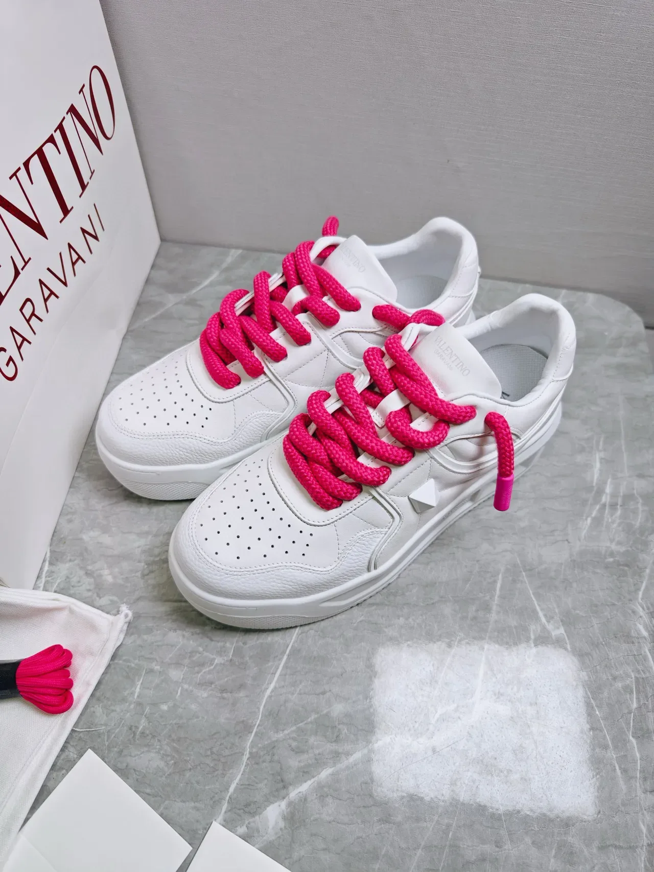 Valentino One Stud White Pink Leather Perforated Toe Lifestyle Sneakers 8