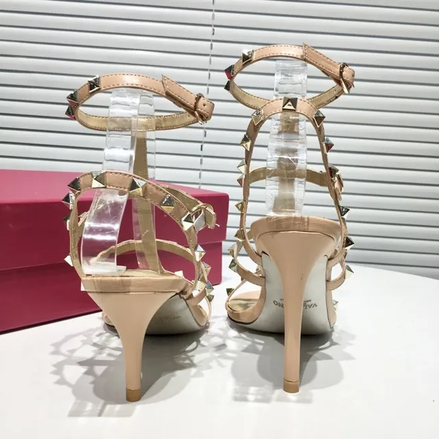 Valentino Rockstud ন্যুড স্টাডেড স্ট্র্যাপি স্টিলেটো 4