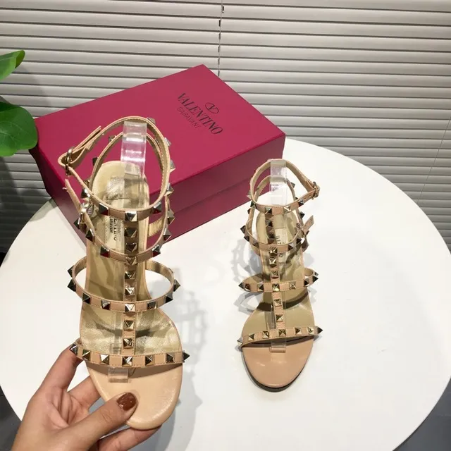 Valentino Rockstud ন্যুড স্টাডেড স্ট্র্যাপি স্টিলেটো 5