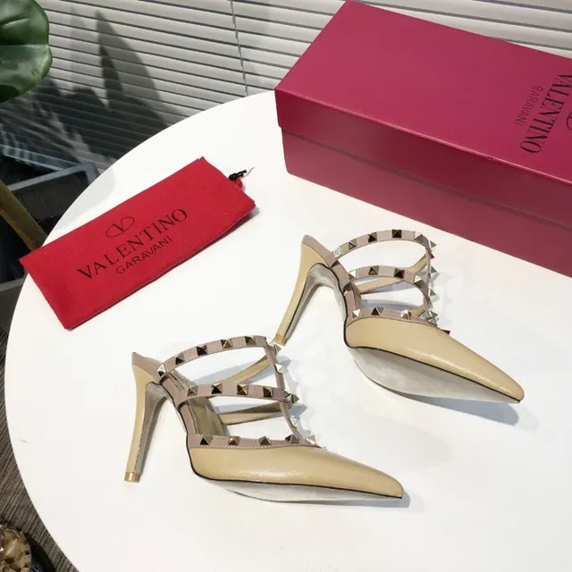 Valentino Rockstud Strappy Nude Leather Stilettos 9