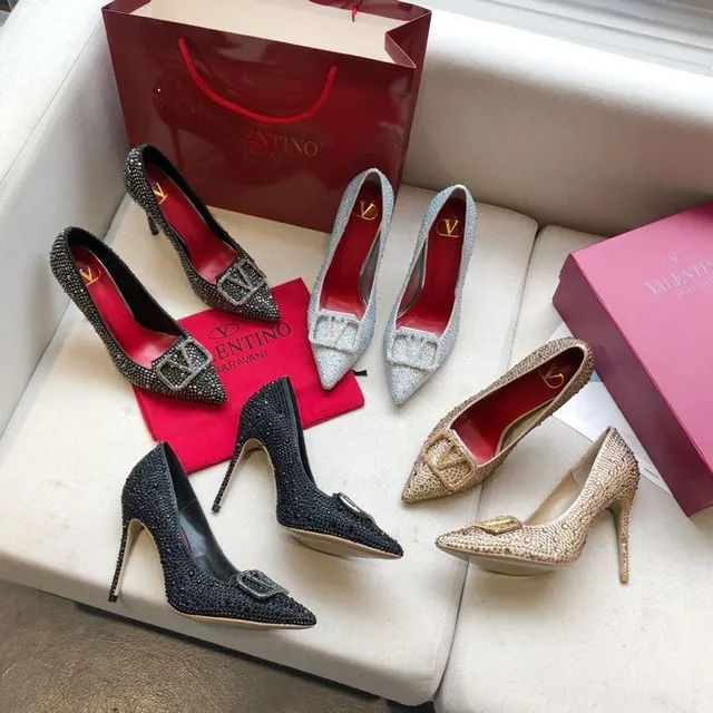 Valentino Rockstud स्टडेड पॉइंटेड-टू बकल स्टाइलेटो 6