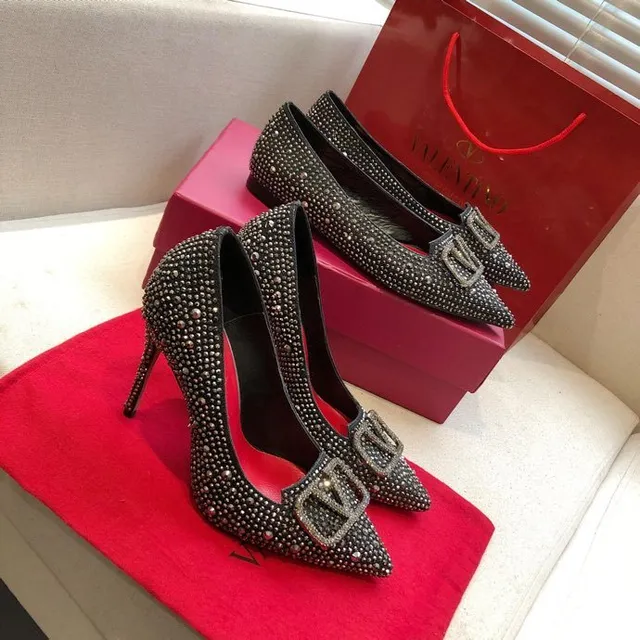 Valentino Rockstud स्टडेड पॉइंटेड-टू बकल स्टाइलेटो 9
