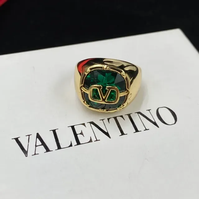 Valentino VLogo हरा सोना धातु कटे पत्थर हार 4