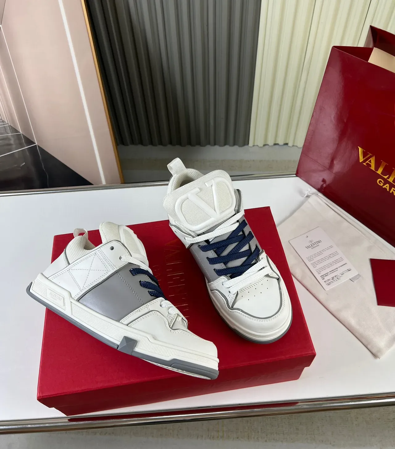 Valentino VLogo High Top Sneakers Lifestyle Blanco Gris Navy 6