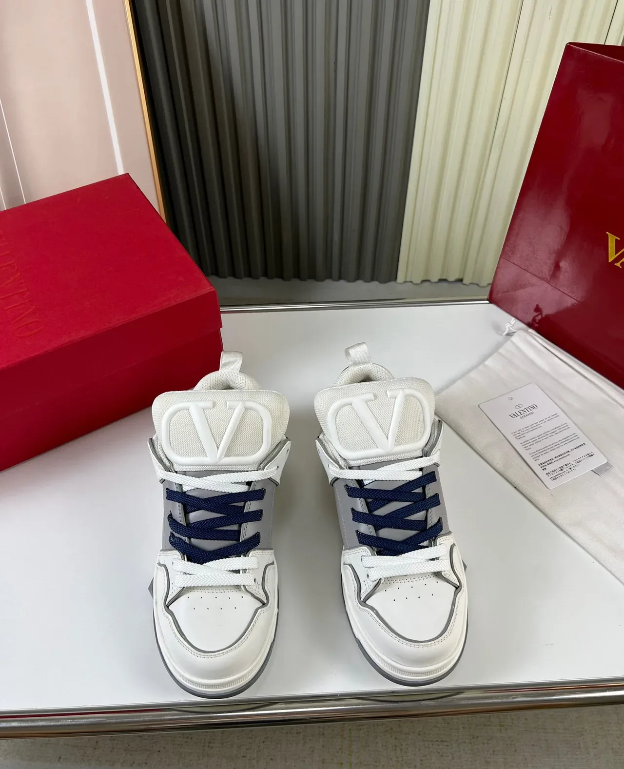 Valentino VLogo High Top Sneakers Lifestyle Blanco Gris Navy 9