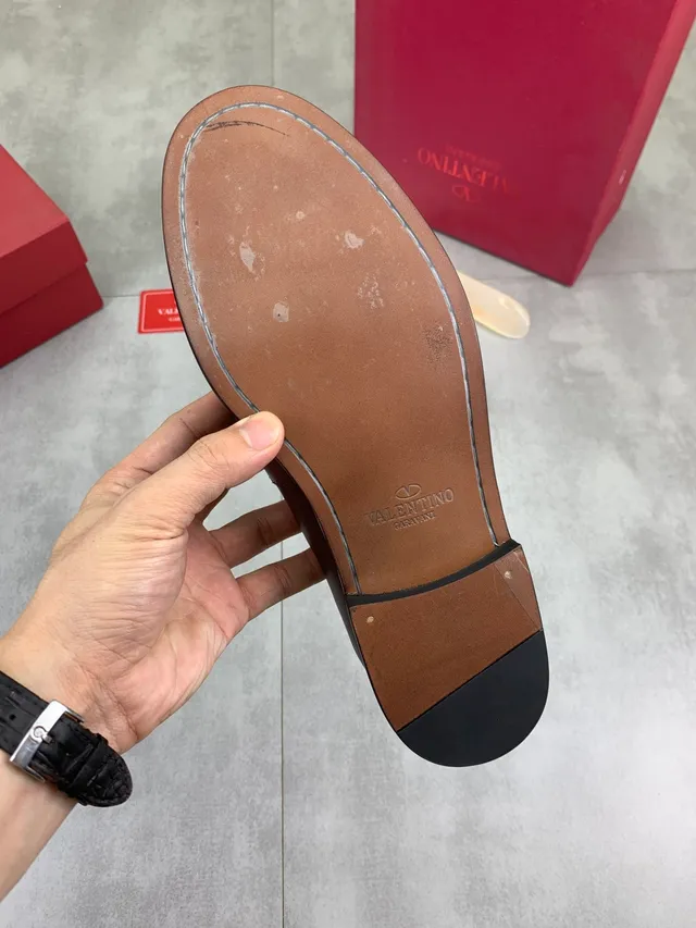 Valentino VLogo Loafer de cuero marrón slip-on 4