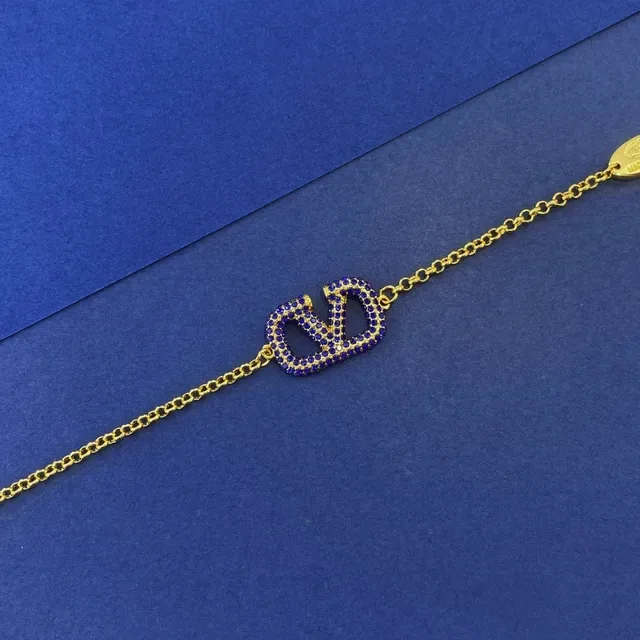 Valentino VLOGO Pavé Pulseira de Corrente Pedras Azuis Tonalidade Dourada 7