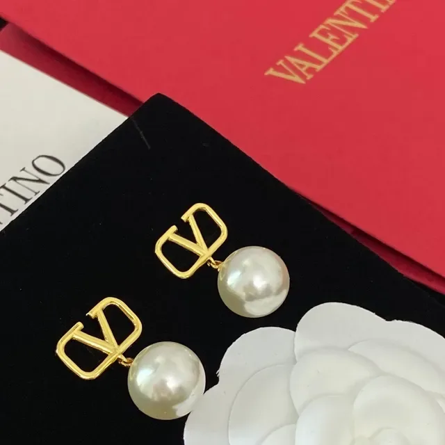 Valentino VLogo 珍珠下垂耳环 4