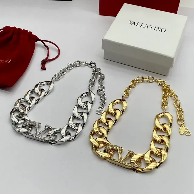Valentino VLTN Crystal-Paved Chunky Chain Necklace 7