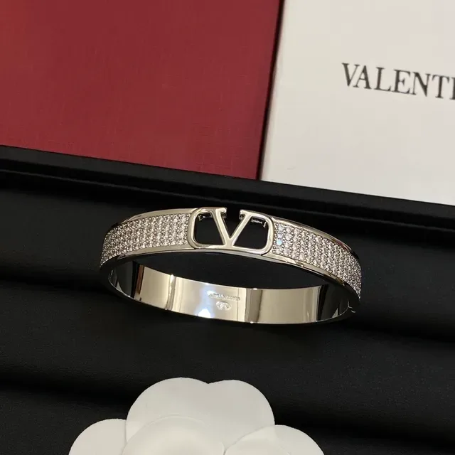 ব্যাঙ্গল Valentino VLTN পাভে ক্রিস্টাল Open V Logo 5