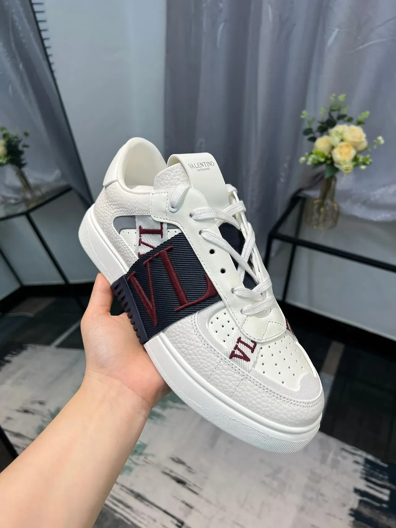 Valentino VLTN Tênis Lifestyle Branco Marinho Vermelho 6