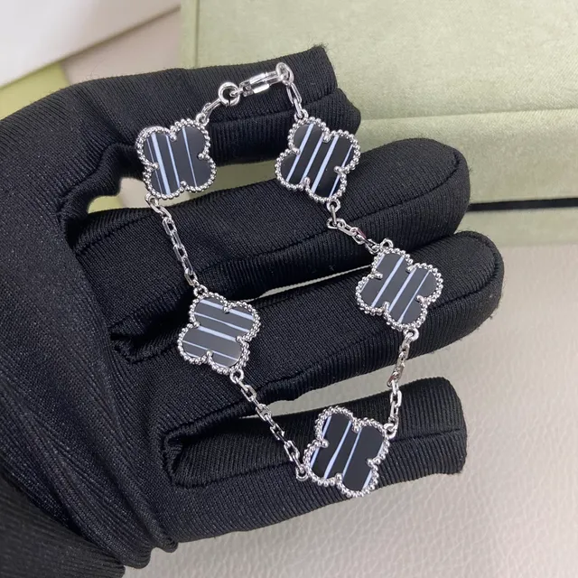 Van Cleef & Arpels 阿拉巴马 黑金 四叶草 魅力 条纹珐琅 手链 3