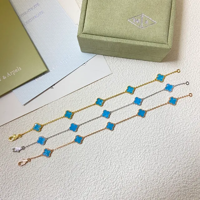Van Cleef & Arpels Alhambra 蓝珐琅四叶草手链 6