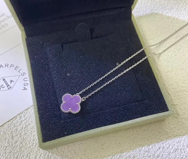Van Cleef & Arpels Alhambra Esmalte Morado Trébol de Cuatro Hojas Collar 5