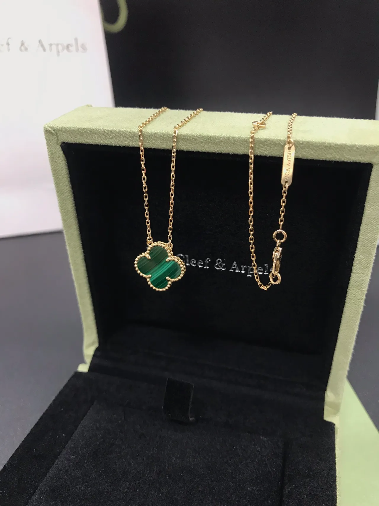 Van Cleef & Arpels Alhambra Tiger's Eye Gold Necklace 9