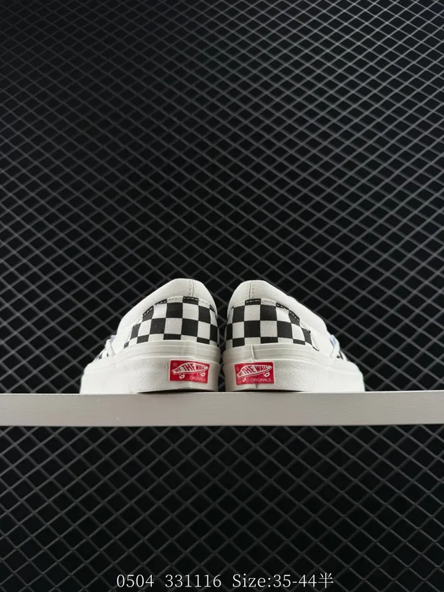 Vans Slip-On Checkerboard Zapatos de Lona 4
