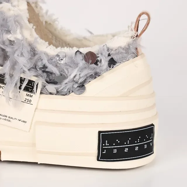 VEJA Beige Gray Fuzzy Textured Upper Sequin Embellishment Sneakers 4