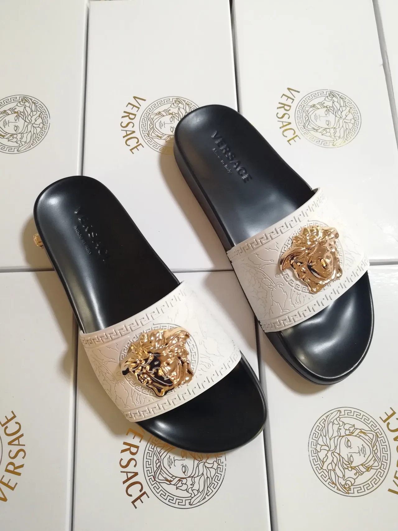 Versace 黑色米色 美杜莎头 贴花 希腊钥匙边 拖鞋 2