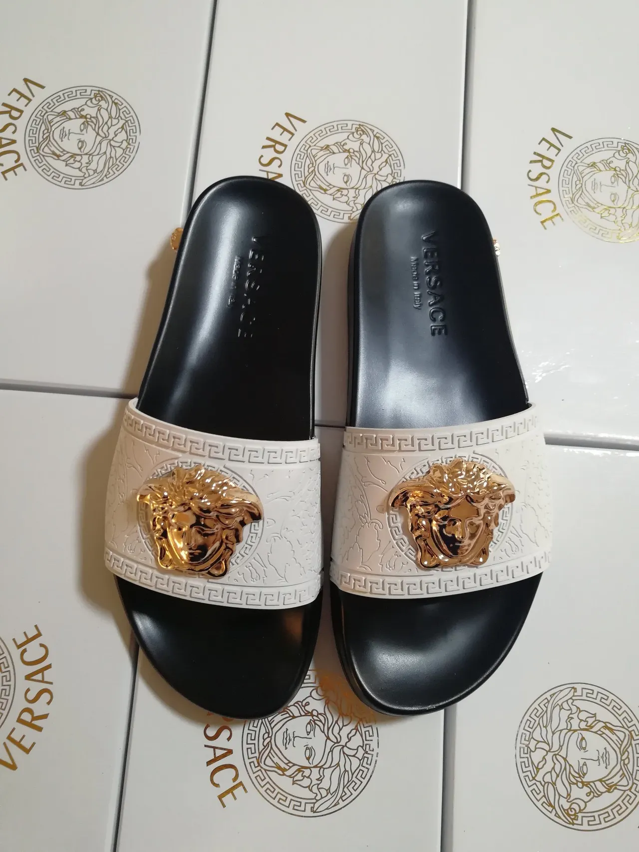 Versace 黑色米色 美杜莎头 贴花 希腊钥匙边 拖鞋 4