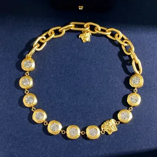 Versace Chain Reaction colar Medusa e cristal dourado