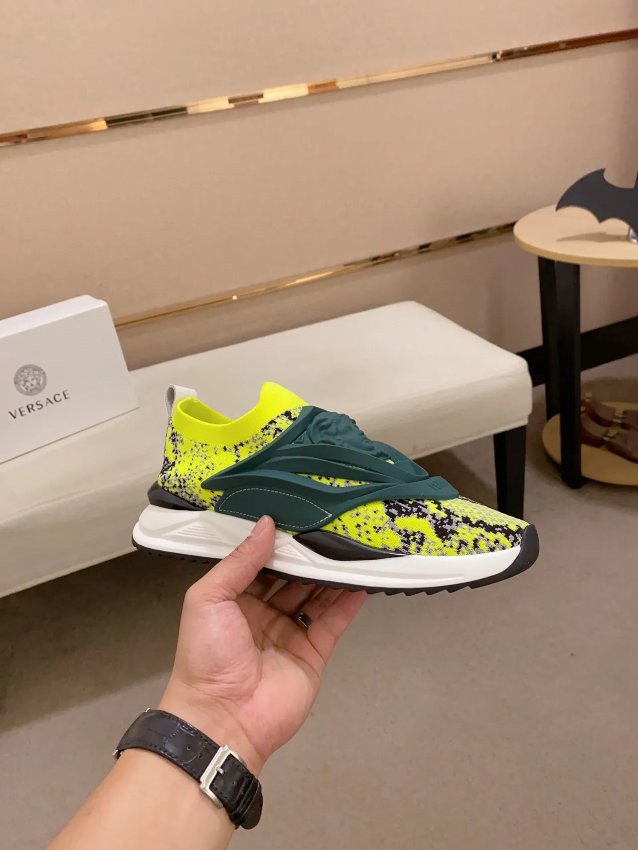 Versace Chain Reaction Tênis Lifestyle Amarelo Néon Tricô com Manchas 7