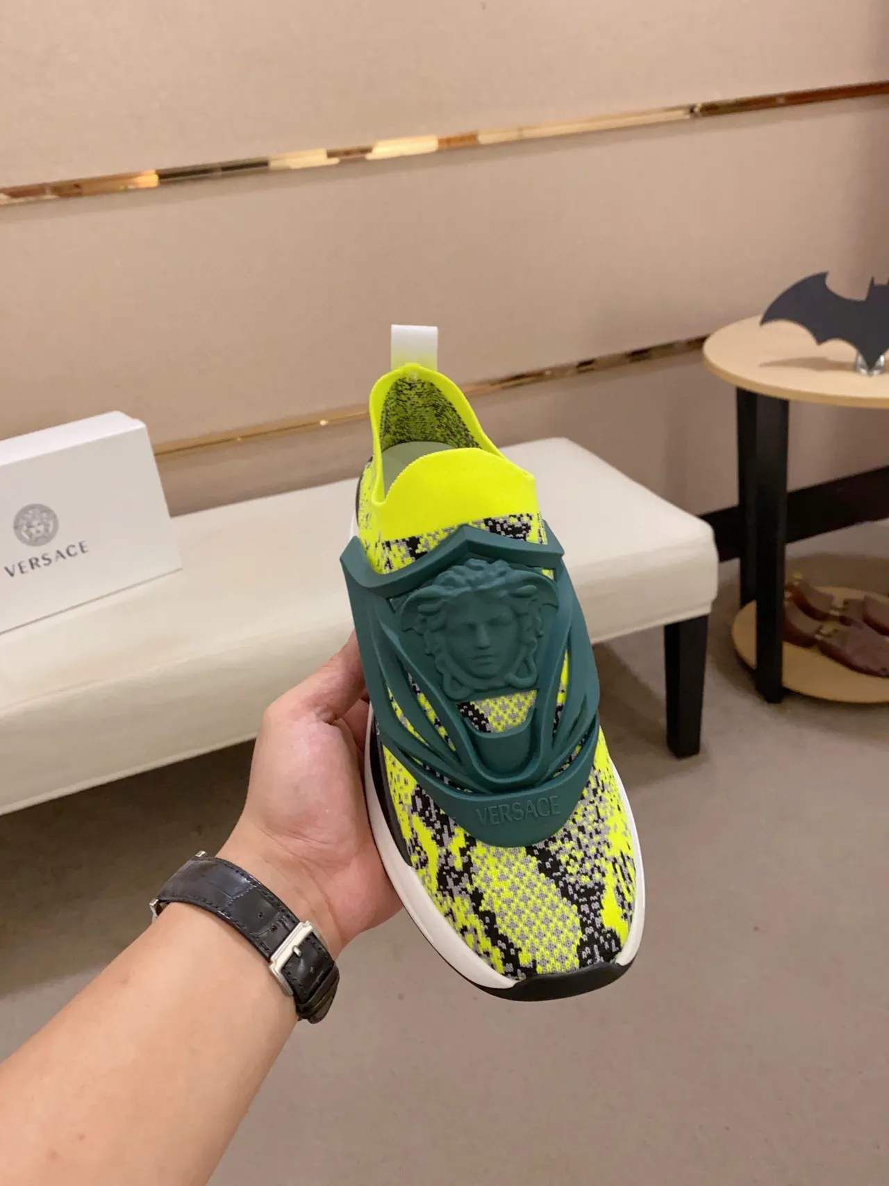 Versace Chain Reaction Tênis Lifestyle Amarelo Néon Tricô com Manchas 8