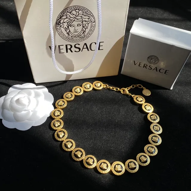 Versace Medusa & V Hoop चाँदी सोना ट्विस्ट रोप बैंड लटकते पेंडेंट ईयररिंग्स 7