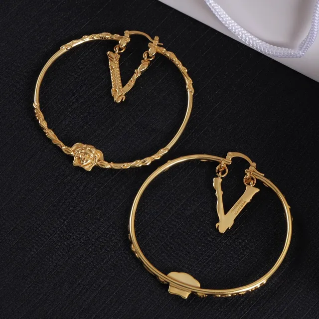 Versace Medusa & V Hoop चाँदी सोना ट्विस्ट रोप बैंड लटकते पेंडेंट ईयररिंग्स 11