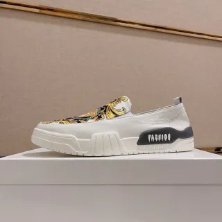 Versace Branco Dourado Slip-On Construction Estampa Barroca Tênis Estilo de Vida