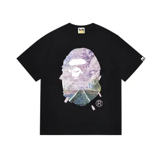 تي شيرت A Bathing Ape بطبعة رأس القرد وزهر الكرز