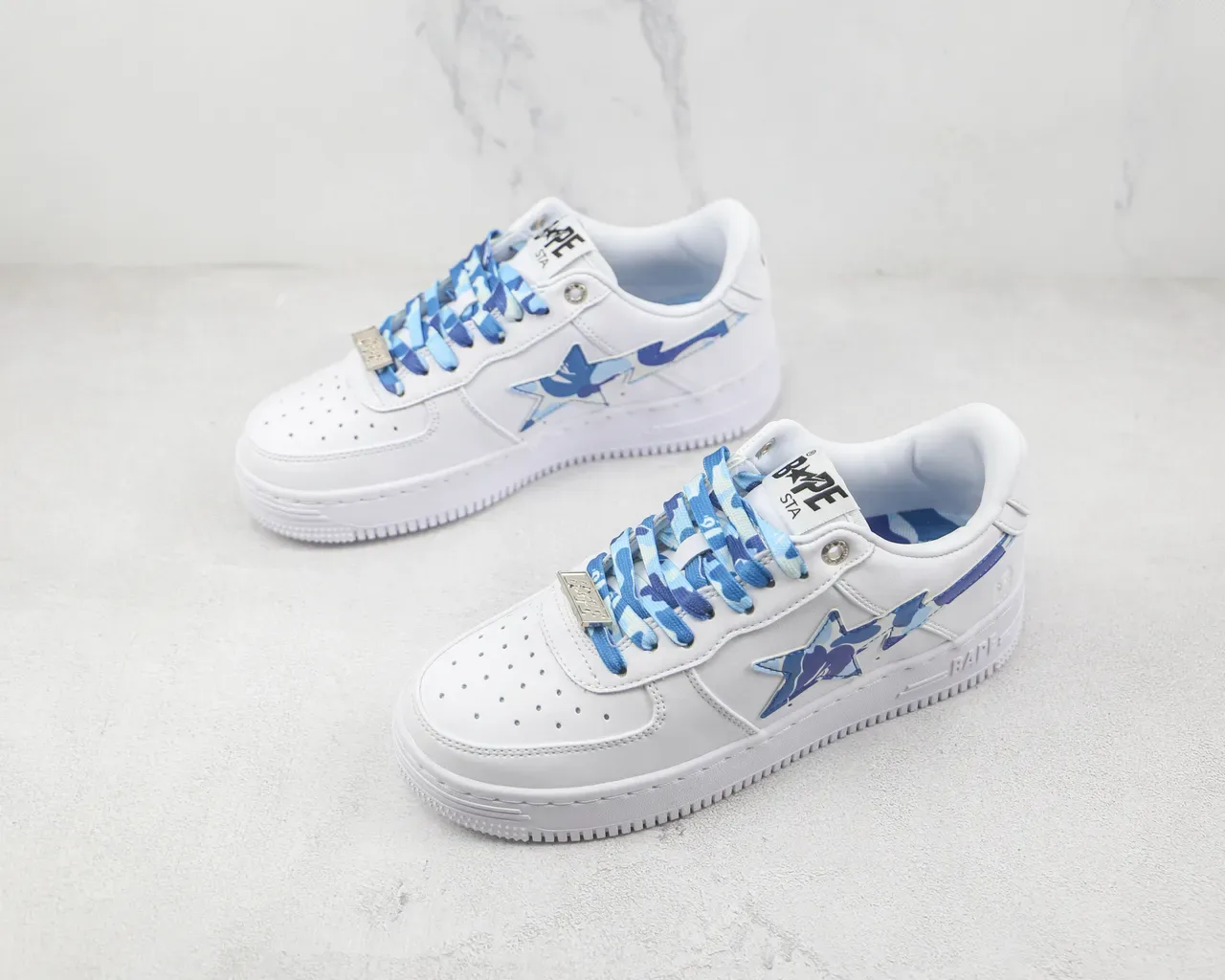 A Bathing Ape Brancos e Azuis Couro Superior Camo Logo Estrela Sneakers Lifestyle 4
