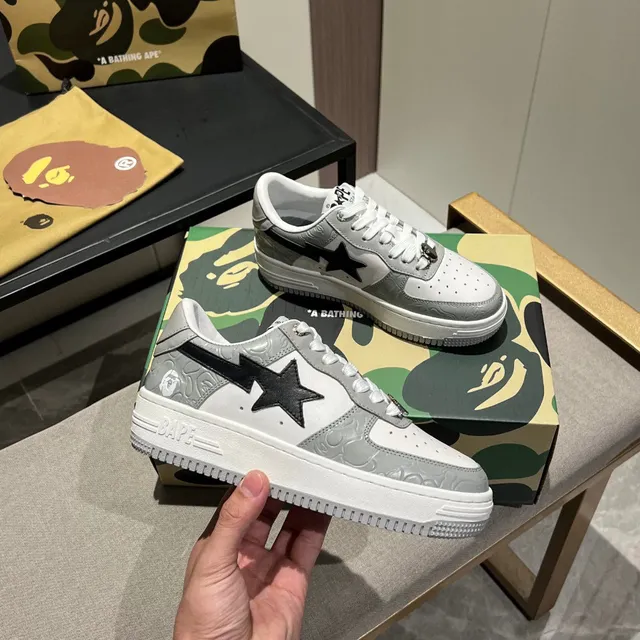 A Bathing Ape zapatillas lifestyle de bajo con punta perforada en blanco y gris 6