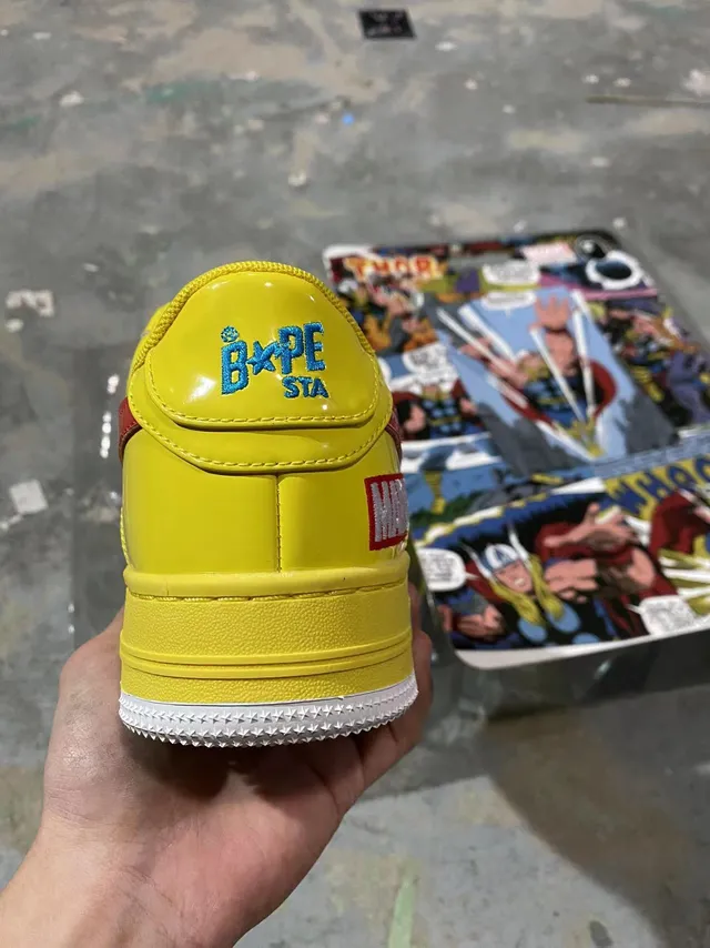 A Bathing Ape x Marvel BAPE STA Amarillo Azul Rojo Lightning-Star Zapatillas lifestyle 6